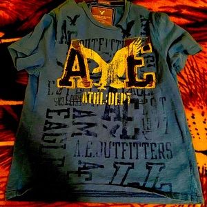AMERICAN EAGLE t-shirt